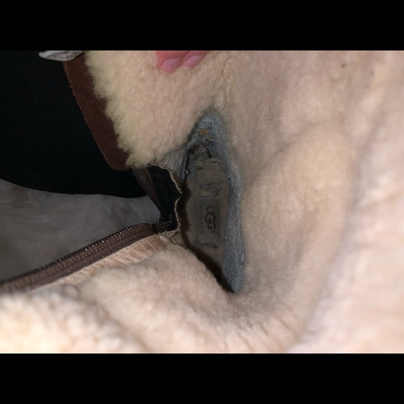 UGG Bandon Snow Boots - Picture 6 of 8